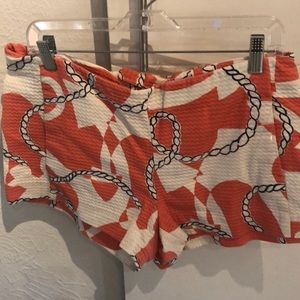 Lilly Pulitzer nautical, back zip shorts, Sz. 10.